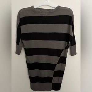 3/4 Sleeve Lightweight Sweater by Motherhood Maternity. Size XS. EUC.